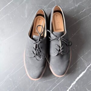 Me Too black Oxfords